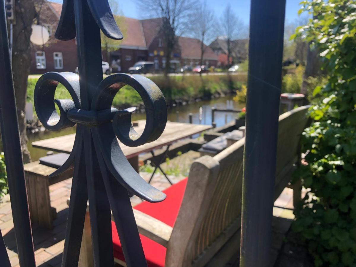 Gaestehaus Kajuete Direkt Am Wasser Friedrichstadt Luaran gambar