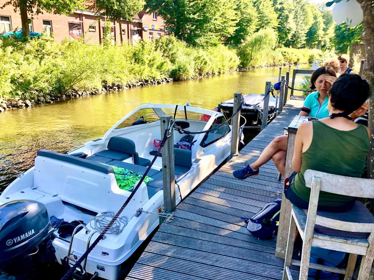Gaestehaus Kajuete Direkt Am Wasser Friedrichstadt Luaran gambar